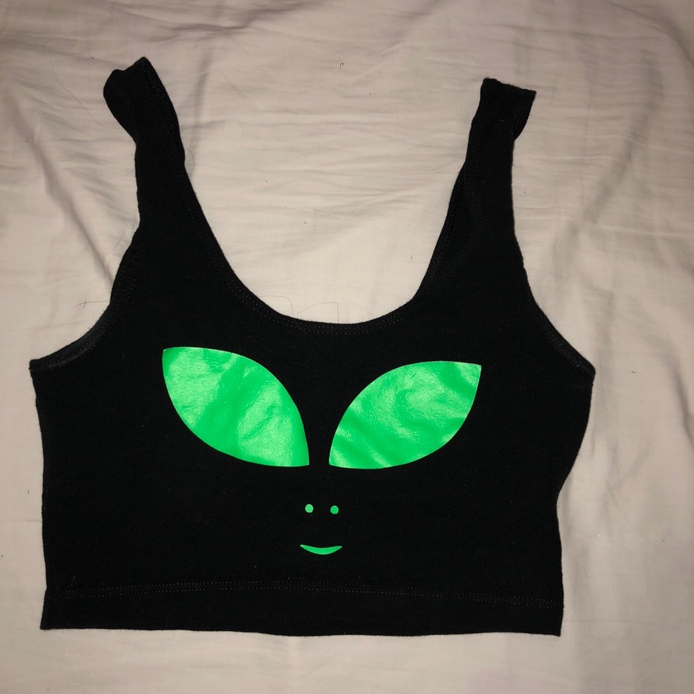 Custom made American apparel alien crop top